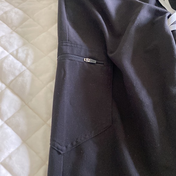 Figs Womens Joggers Small regular - Picture 3 of 4